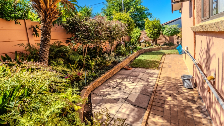 4 Bedroom Property for Sale in Morgenster Heights Western Cape